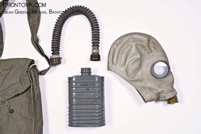 Soviet ShM-41 Gas Mask with MT-4 filter and carry bag - Image 15