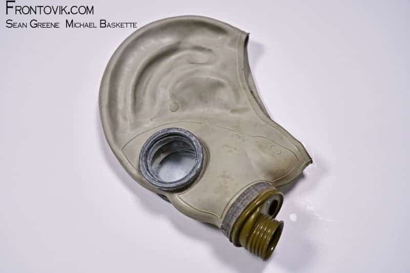 Soviet ShM-41 Gas Mask with MT-4 filter and carry bag - Image 13