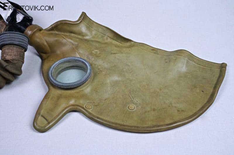 Soviet "Horn" Style Mask with Filter and Bag - Image 16